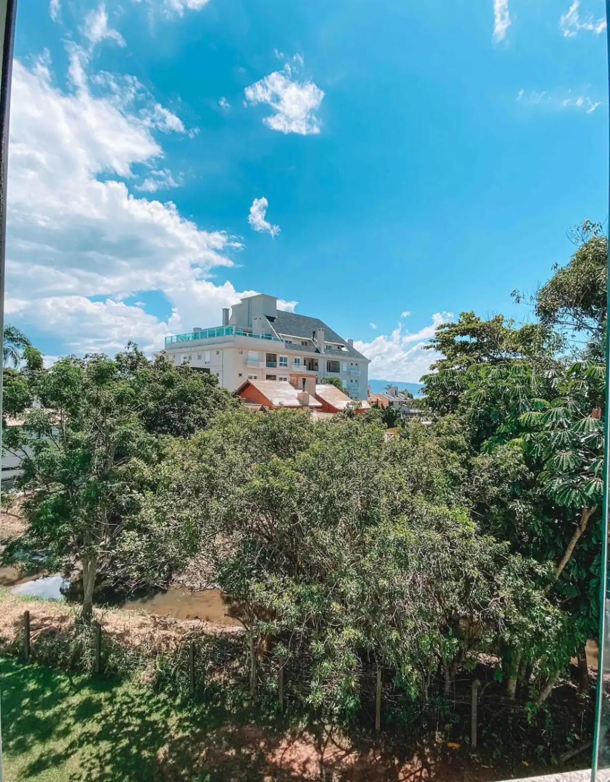 Apartamento Apto Em Jurere Para Ate 4 Pessoas A 200m Da Praia