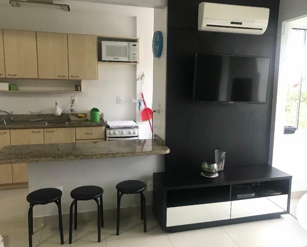 Apto Em Jurere Para Ate 4 Pessoas A 200m Da Praia * Florianópolis